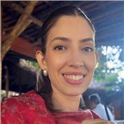 Professora particular de Inglês e Espanhol com experiência em aulas online e presencial para crianças, adolescentes e adultos